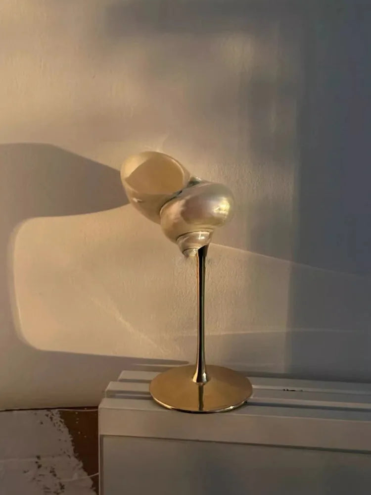 Copa de Cristal 'Nautilus' – Artesanía Nórdica y la Poética del Mar