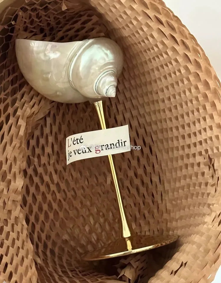 Copa de Cristal 'Nautilus' – Artesanía Nórdica y la Poética del Mar