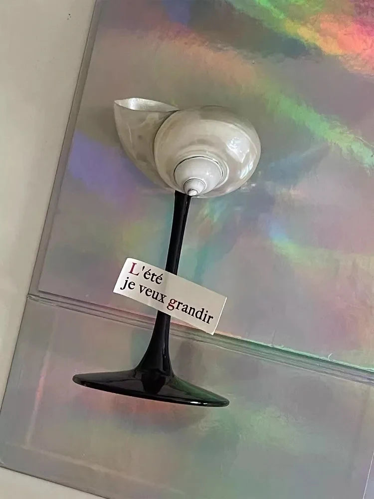 Copa de Cristal 'Nautilus' – Artesanía Nórdica y la Poética del Mar