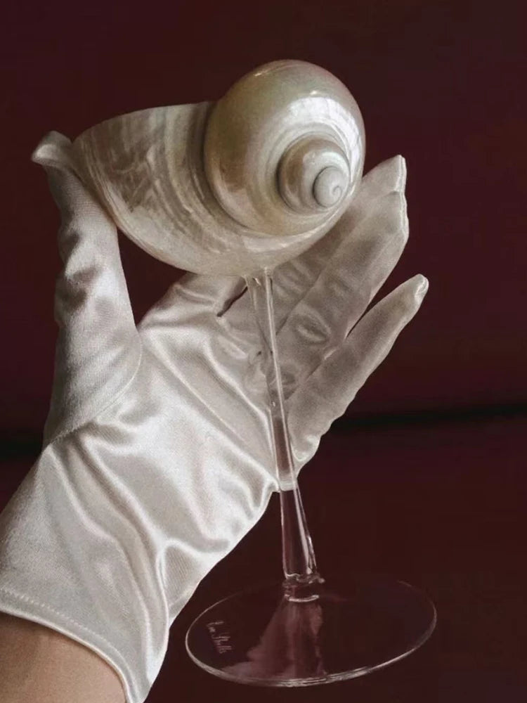 Copa de Cristal 'Nautilus' – Artesanía Nórdica y la Poética del Mar